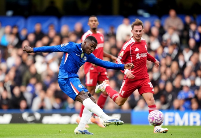 Moises Caicedo – 7.6 điểm. Caicedo là tác giả cú sút xa đẹp mắt mở tỷ số trở thành điểm nhấn lớn nhất. Ngoài ra, Caicedo điều phối nhịp nhàng, che chắn tốt tuyến giữa, xứng đáng là cầu thủ lớn.