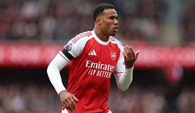 Gabriel Magalhães – 7.6: Hiếm khi phạm lỗi và ngăn cản các cầu thủ tấn công của West Ham có cơ hội giành bóng.