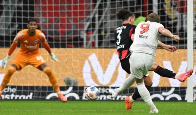 Ảnh bài viết Harry Kane bùng nổ, đi vào lịch sử Bundesliga