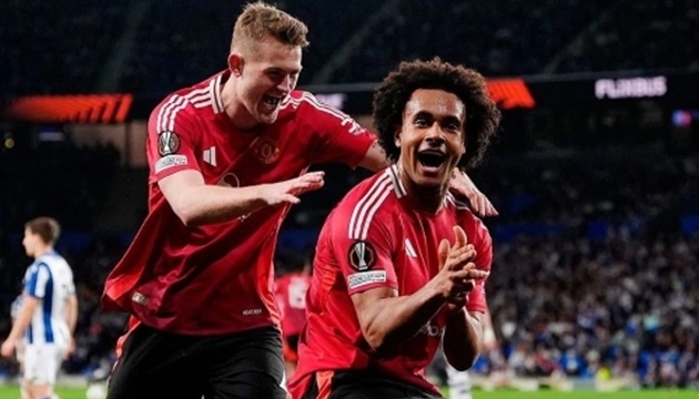 Amorim nên trao thêm cơ hội cho chân sút người Hà Lan.