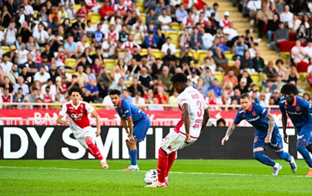 Ảnh bài viết Fati lập cú đúp giúp Monaco tránh thất bại