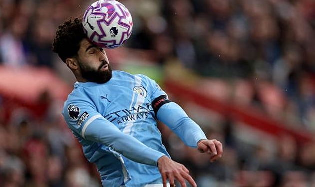 Josko Gvardiol (7.3): Anh chuyền bóng cho Haaland, người đã nhanh chóng ghi bàn thắng mở tỷ số ngay từ đầu trận, tạo nên khoảnh khắc bùng nổ.