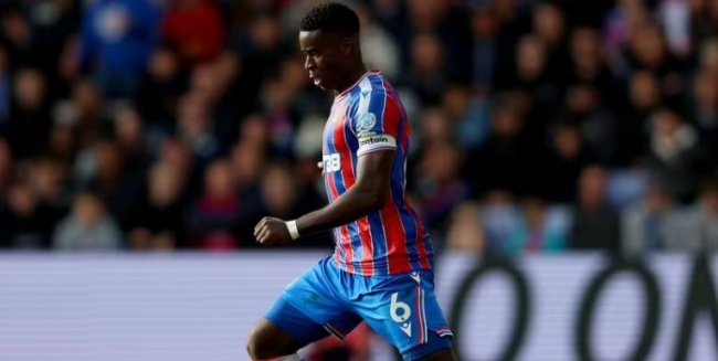 Ảnh bài viết Chelsea tìm trung vệ mới thay Colwill, từ chối mua Marc Guehi