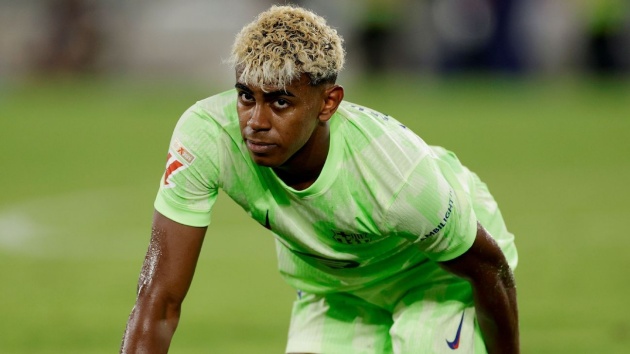 Yamal ra sân số trận kỷ lục khi mới 18 tuổi.