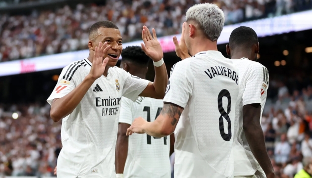 Mbappe lên tuyển, còn Valverde ở lại Real Madrid.