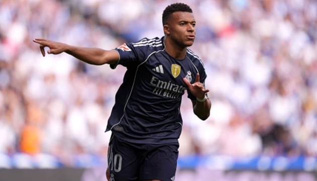 Xabi đang cải thiện Mbappe và nhiều vị trí tại Real Madrid.