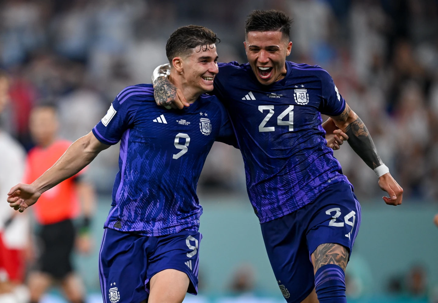 Hai ngôi sao Julian Alvarez và Enzo Fernandez, đều trưởng thành từ River Plate