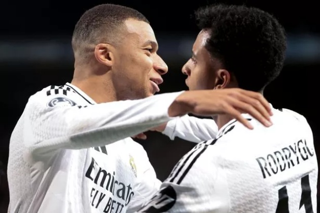 đánh giá rất cao Mbappe.