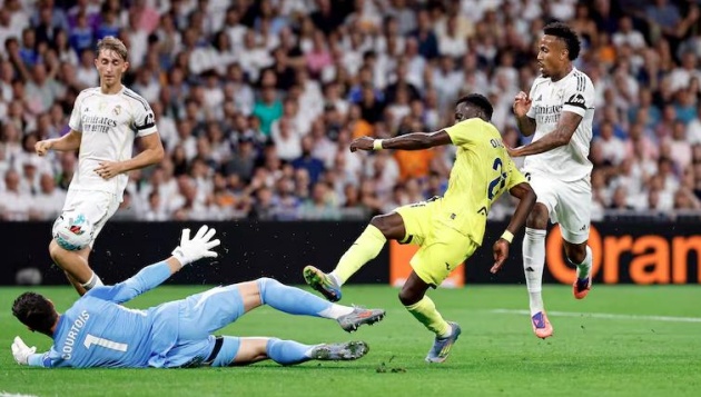 Real Madrid thi đấu chắc chắn ở mùa giải này.