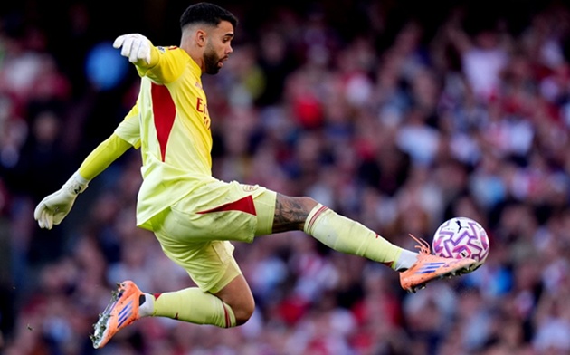 Ảnh bài viết Arsenal tăng lương cho Raya sau mùa giải ấn tượng