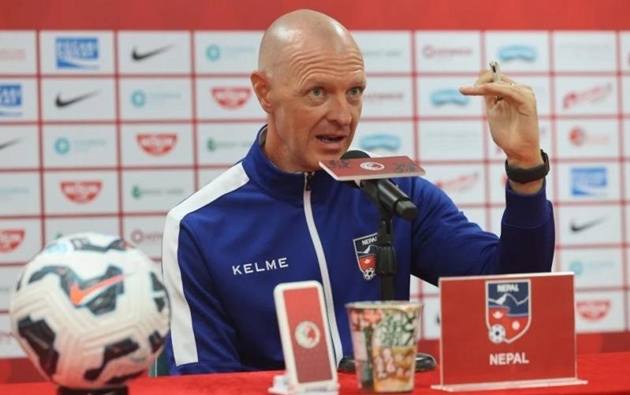 HLV Matt Ross: Nepal quyết tâm giành điểm trước Việt Nam