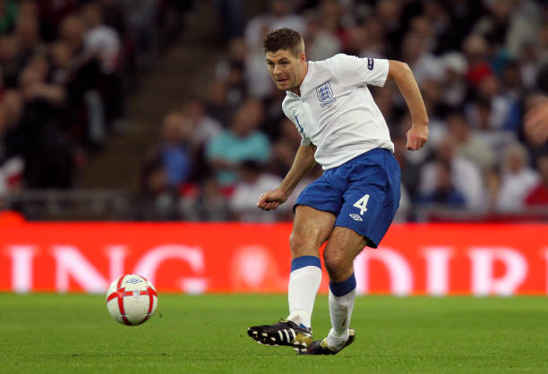 Ảnh bài viết Tuyển Anh: Thay đổi từ quá khứ và bài học của Gerrard