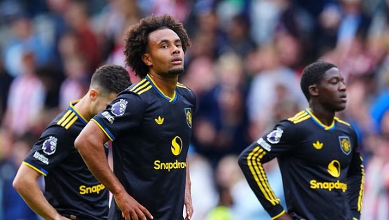 Zirkzee đứng trước những dấu hỏi lớn về tương lai.