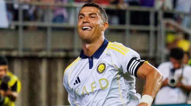 Ảnh bài viết Cristiano Ronaldo trở thành cầu thủ bóng đá đầu tiên đạt tài sản tỷ đô