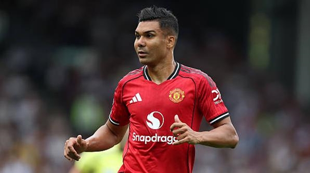 Ảnh bài viết Casemiro rời đi: Cơ hội tái thiết tuyến giữa Manchester United?