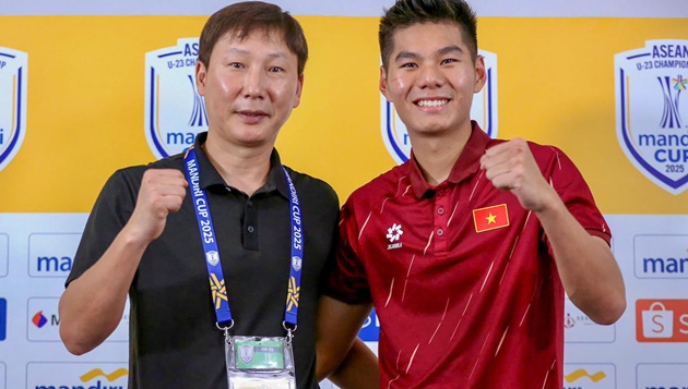 HLV Kim đang ưu tiên các cầu thủ trẻ