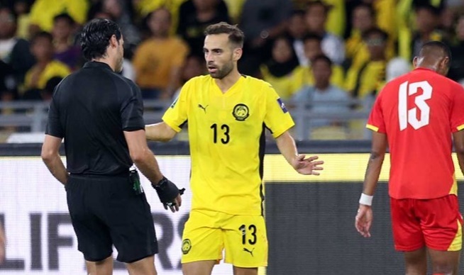 Ảnh bài viết Bộ trưởng Bộ Nội vụ Malaysia phản hồi vụ bê bối nhập tịch