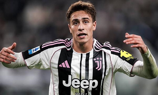 Kenan Yildiz lọt vào tầm ngắm của Manchester United.