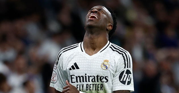 Ảnh bài viết Nhà Vinicius cháy khi đang tập trung cùng tuyển Brazil