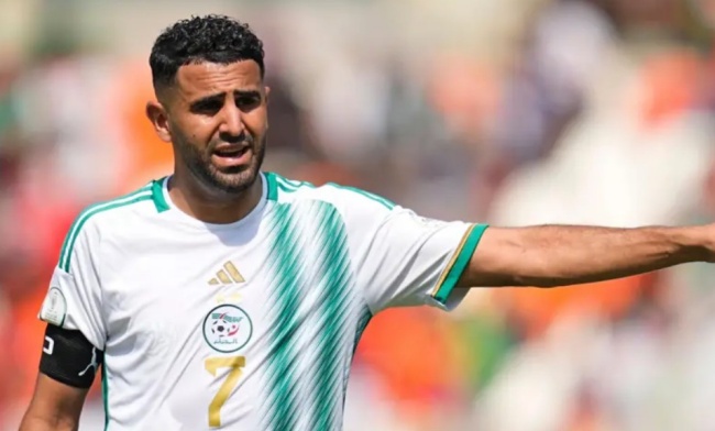 Ảnh bài viết Riyad Mahrez thăng hoa, Algeria đoạt vé dự World Cup 2026