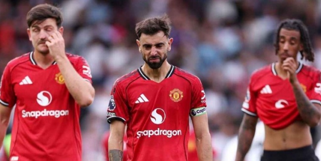 Man United có khởi đầu mùa giải kém cỏi.