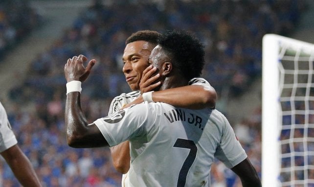 Mbappe khẳng định có mối quan hệ tốt với Vinicius.