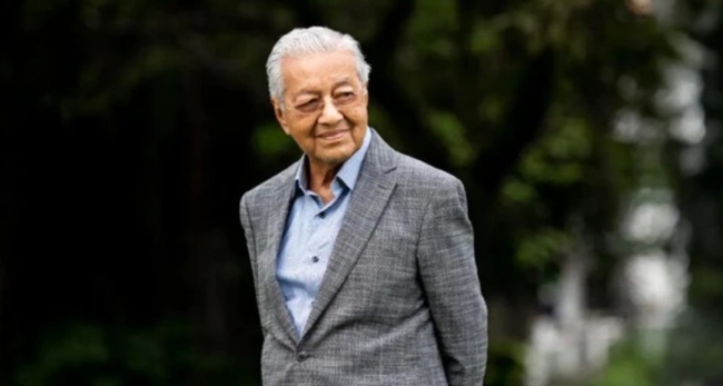 Ảnh bài viết Cựu Thủ tướng 100 tuổi chỉ trích Liên đoàn bóng đá Malaysia