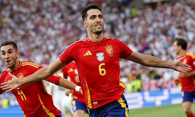 Merino có thể là phương án đáng tin cậy cho hàng công La Roja lúc này.