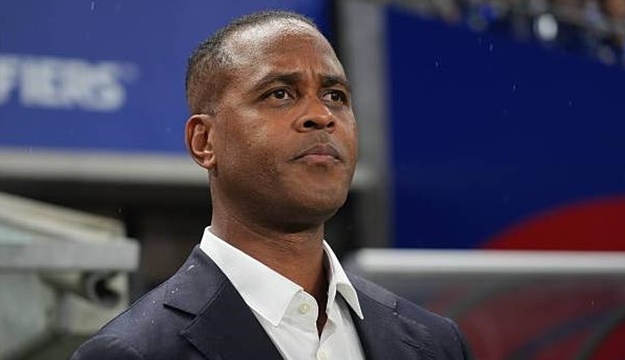 Kluivert phải đưa ra những lựa chọn nhân sự khó khăn cho cuộc đối đầu Iraq.
