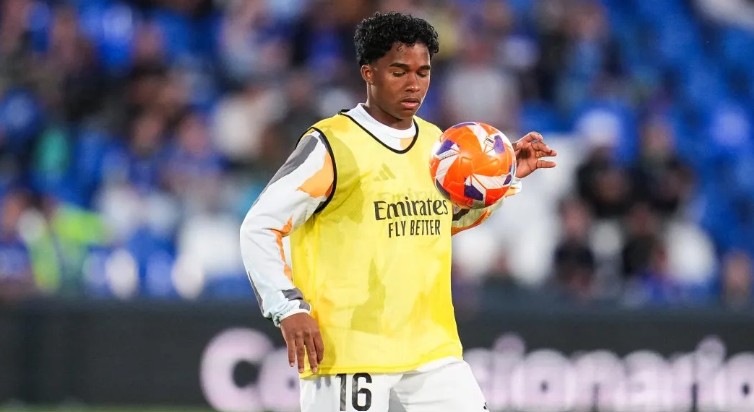 Endrick trong màu áo Real.