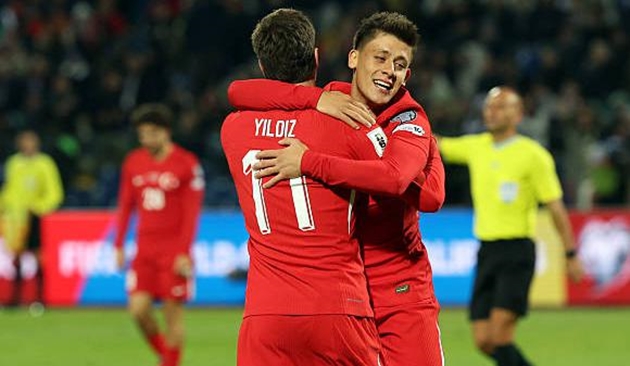 Arda Guler tỏa sáng trong trận đấu với Bulgaria.