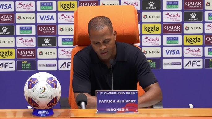 Ảnh bài viết Kluivert kìm nén nước mắt sau khi Indonesia lỡ hẹn World Cup 2026