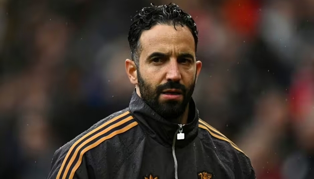 Ban lãnh đạo MU cần tiếp tục ủng hộ Amorim tối đa.