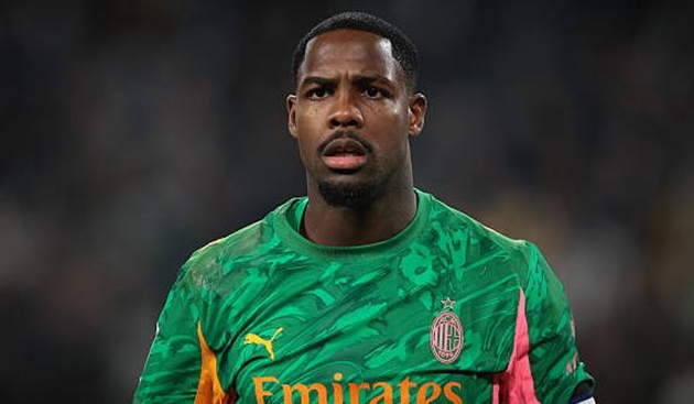 Ảnh bài viết Romano tiết lộ điểm đến tiềm năng của Maignan nếu rời AC Milan