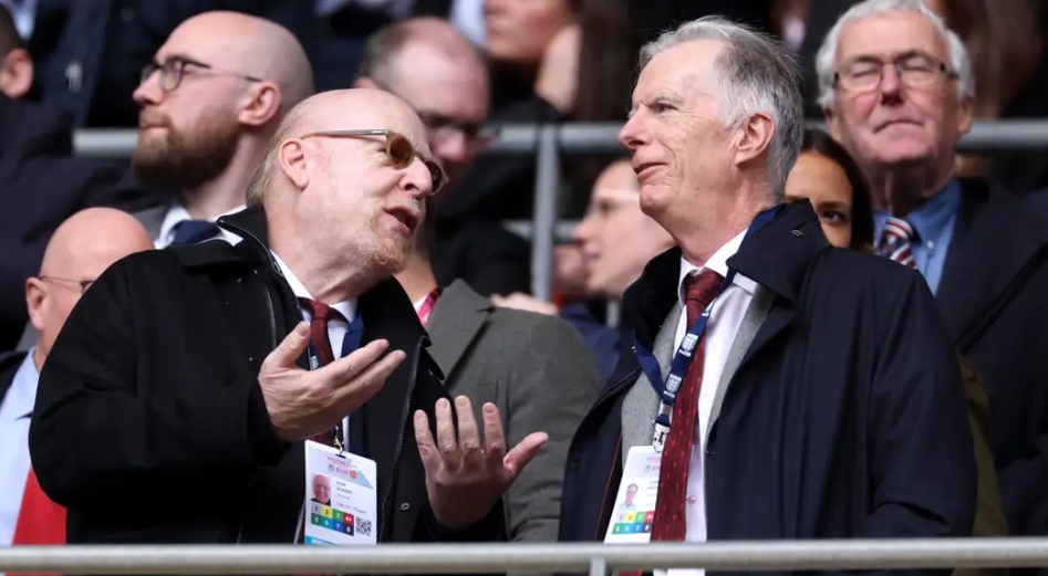 Nhà Glazer chỉ đồng ý bán CLB nếu nhận được lời đề nghị khổng lồ.