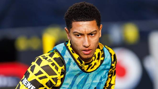 Ảnh bài viết Hé lộ nguyên nhân khiến Jobe Bellingham tự cô lập ở Dortmund