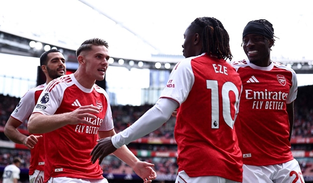 Ảnh bài viết Đằng sau 282 triệu bảng của Arsenal: "Mệnh lệnh" từ nhà Kroenke