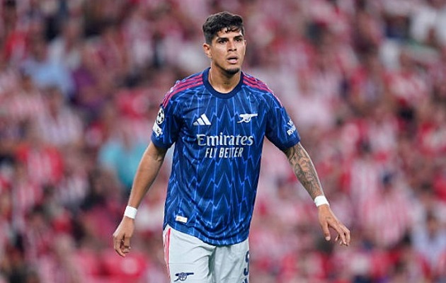 Ảnh bài viết Hincapie trở lại, Arsenal quyết giữ vững ngôi đầu Ngoại hạng Anh