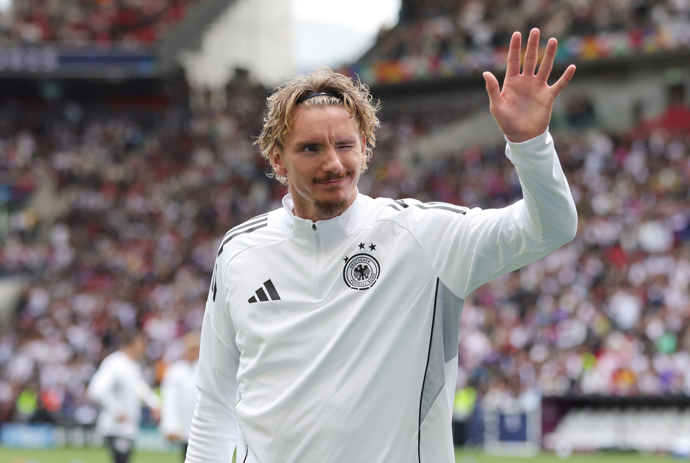 Woltemade đã chính thức "mở tài khoản" cho ĐT Đức.