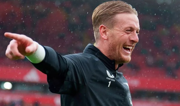 Pickford tập trung cho ĐT Anh khi sắp gia hạn với Everton