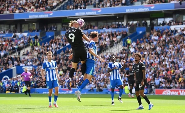 Ảnh bài viết Sự trỗi dậy của lối chơi trực diện: Ngoại hạng Anh định hình lại cách tấn công