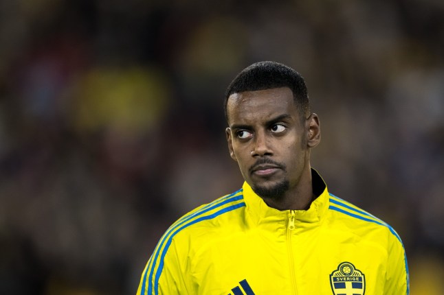 Ảnh bài viết Isak: Thụy Điển quá tệ, thật đáng xấu hổ!