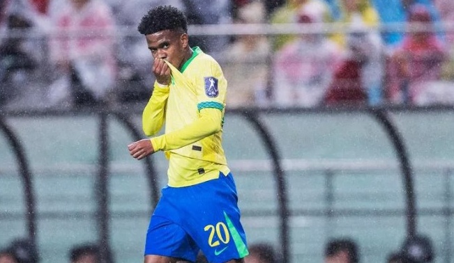 Estevao Willian trong màu áo Brazil.