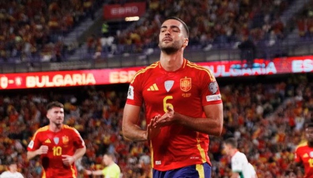 Merino vươn lên thành trụ cột của La Roja.