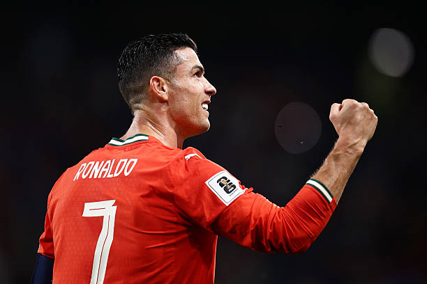 Ronaldo đi vào lịch sử với kỷ lục mới.