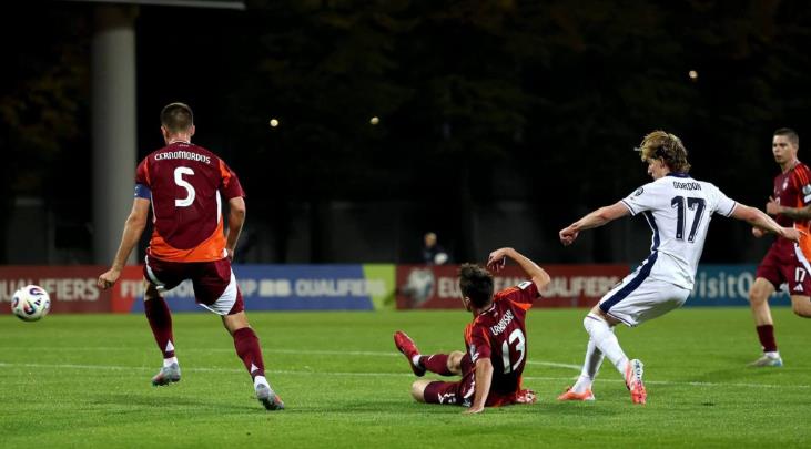 Gordon thi đấu ấn tượng khi được tin dùng.