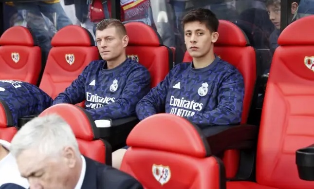 Guler được kỳ vọng có thể khỏa lấp khoảng trống Kroos để lại.