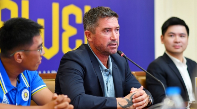 Tân HLV Kewell đòi hỏi nhiều hơn về tư duy ở các học trò.