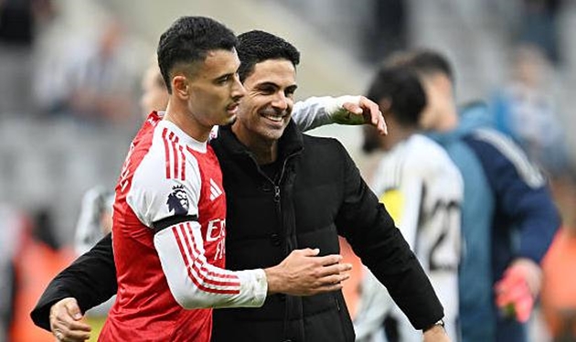 Gabriel Martinelli hài lòng với cuộc sống ở Arsenal.