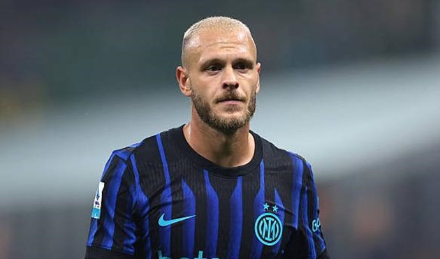 Federico Dimarco lọt vào tầm ngắm của Manchester United.